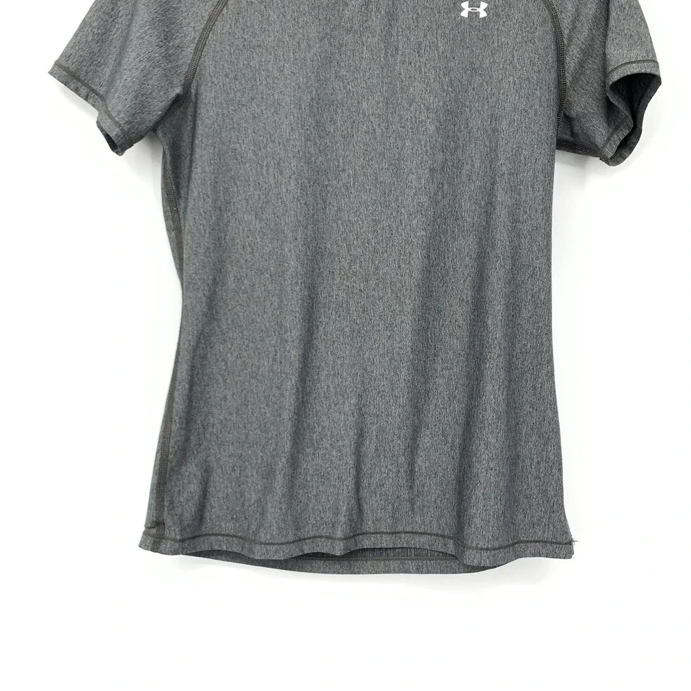 Under Armour‎ Women Medium Shirt Top Short Sleeve Heat Gear Fitted Gray Athletic